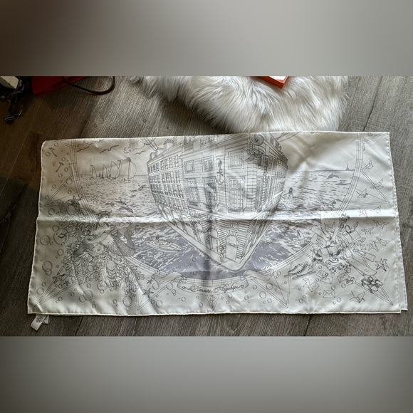 Brand new Hermes 90cm Hermes Flagship 100% silk scarf - Picture 4 of 11